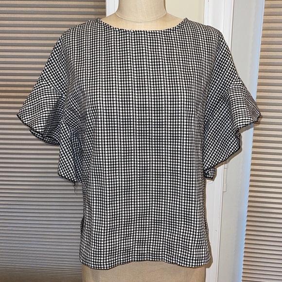 Amy Lou Gingham Ruffle Sleeve Tie Back Top - Picture 1 of 7
